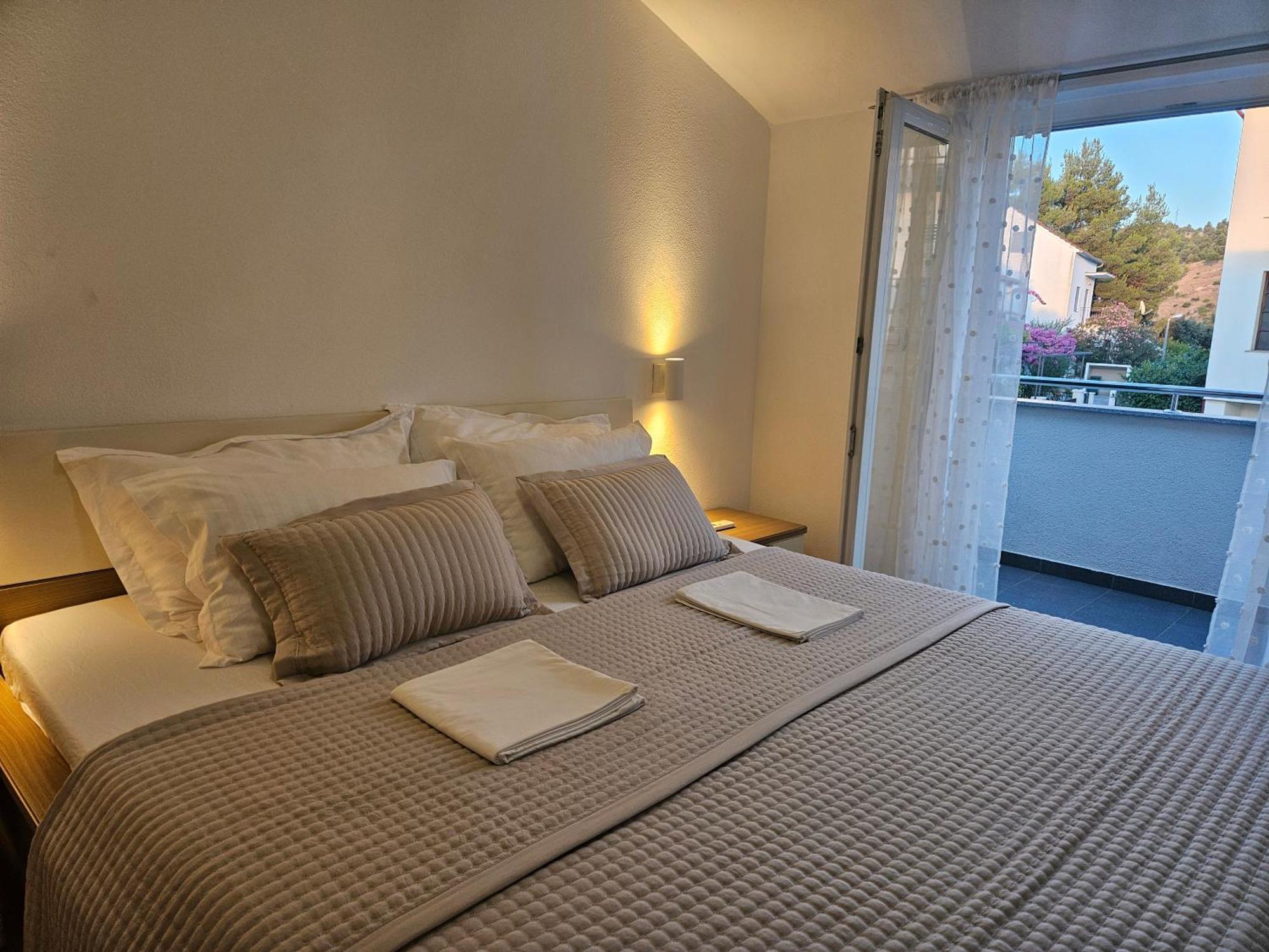 Cozy Designed & Sea View Apartment Sulye, Zaboric Sibenik Exterior foto